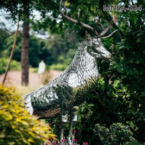 stainless steel deer (2)