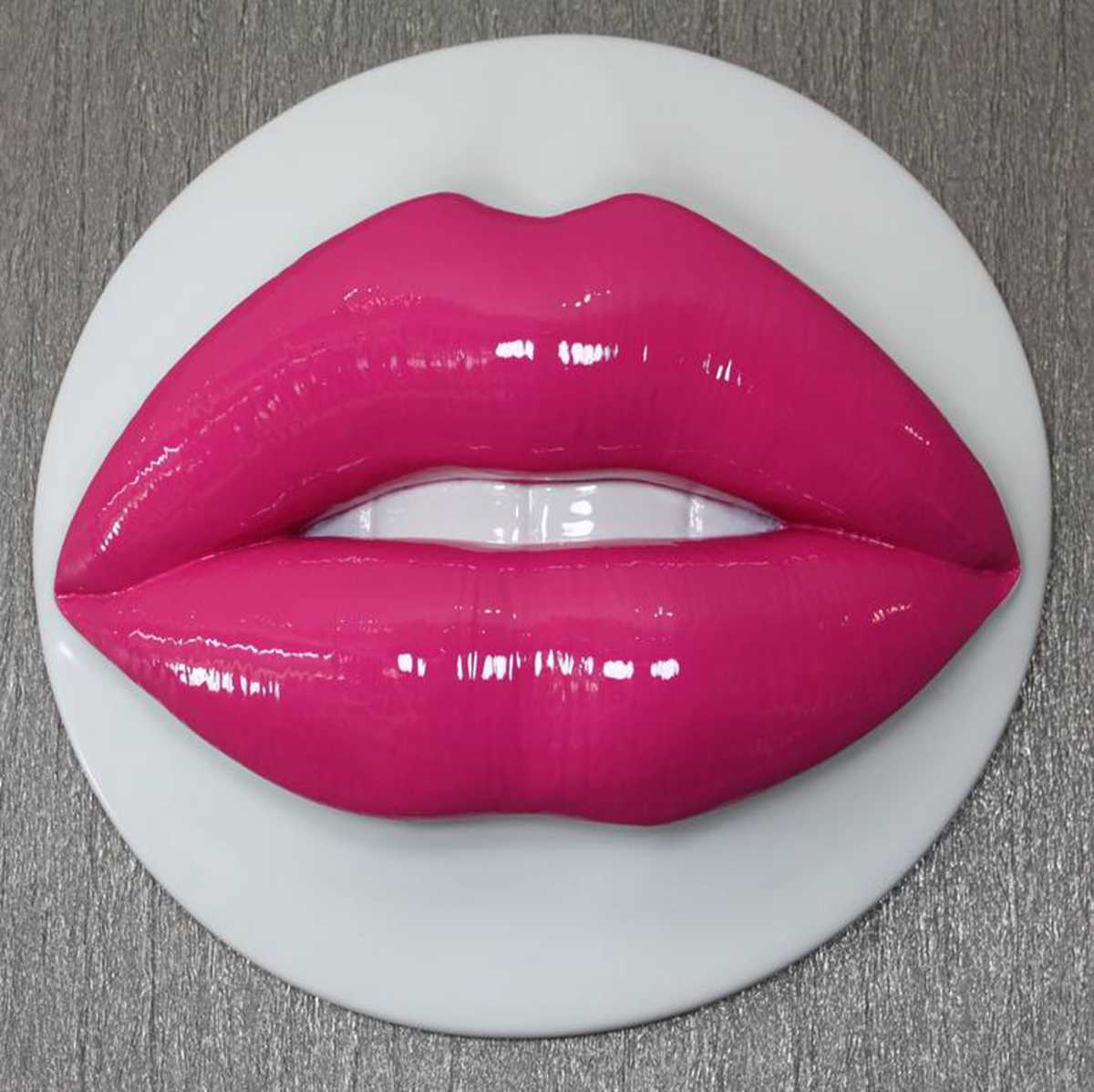 lips wall sculpture (2)