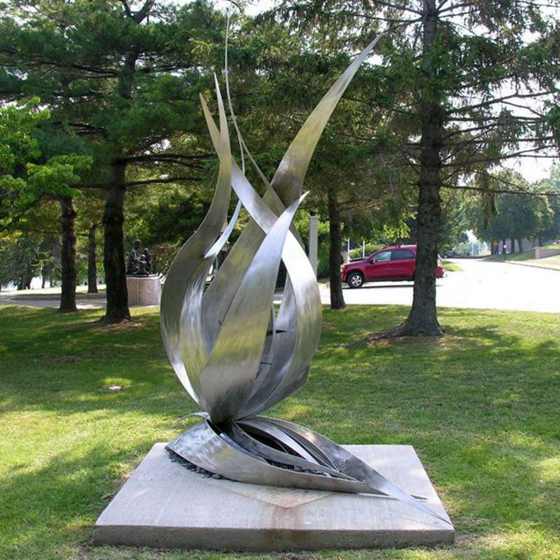 stainless steel plant sculpture (3)