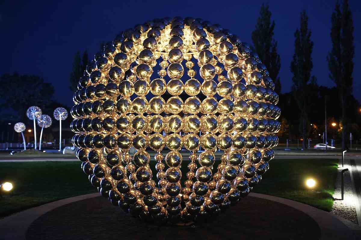 stainless steel ball sculpture (2)