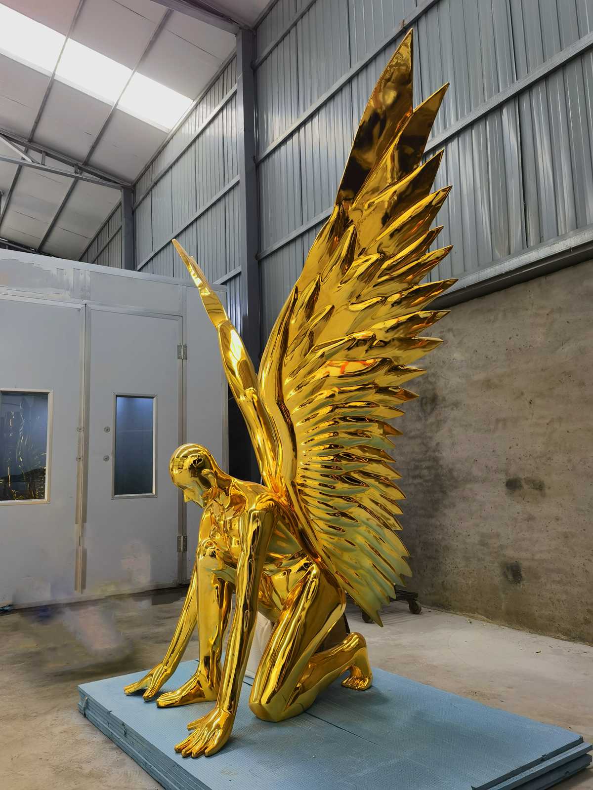 stainless steel angel sculpture (7)