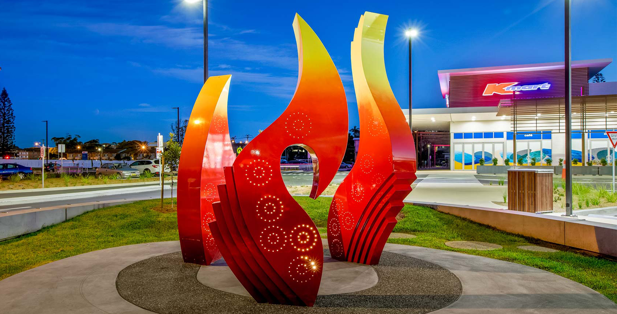 red garden sculpture (2)