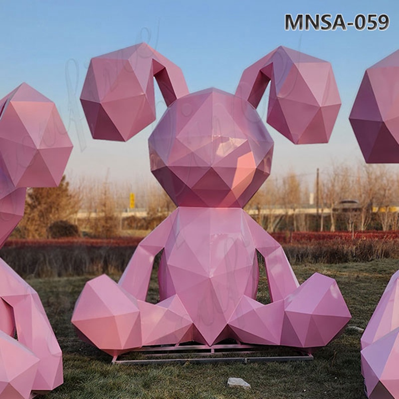 Decorative Geometric Giant Rabbit Sculpture MNSA–059