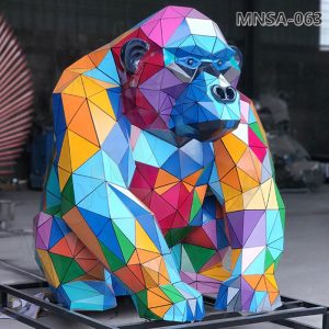 geometric gorilla sculpture (3)