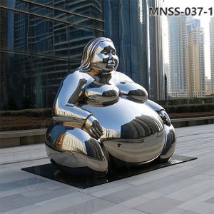 modern stainless steel fat lady garden sculpture (1)