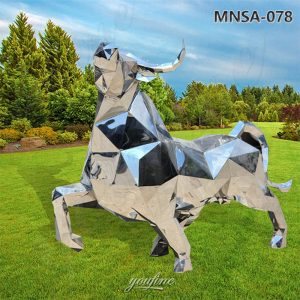 Mirrored Geometric Bull Sculpture (3)